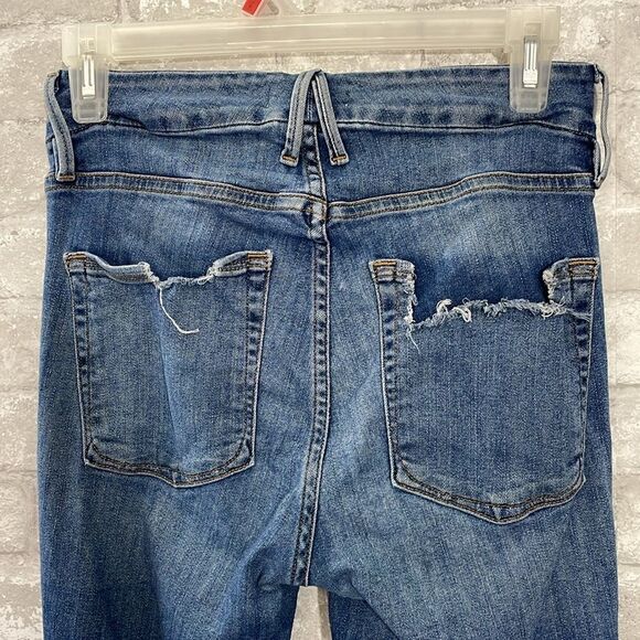 Good American Good Leg Ripped Pocket Skinny Jeans - Picture 5 of 8